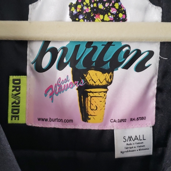 Burton ski jacket women's small- b&w checkered - Picture 4 of 9